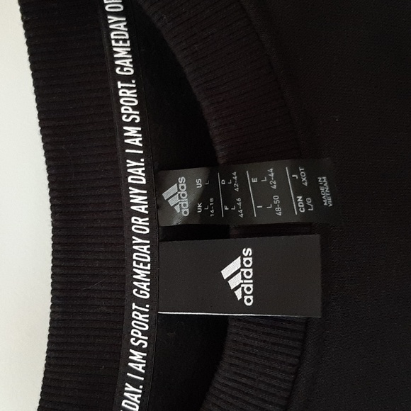 Adidas Essentials Sweatshirt - Picture 2 of 3